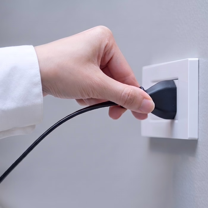 Plugging BlizzAir into a standard socket